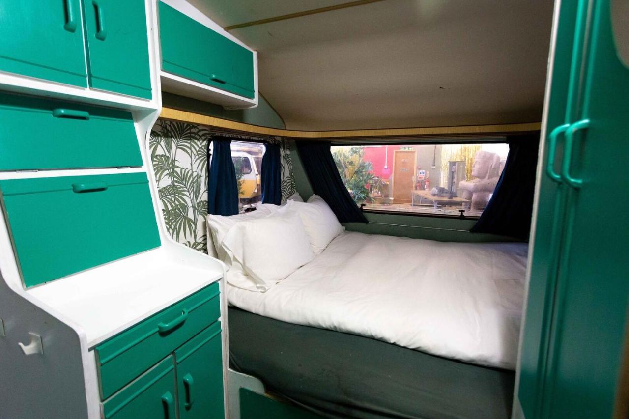 Towed Town Camping Bristol Ngoại thất bức ảnh