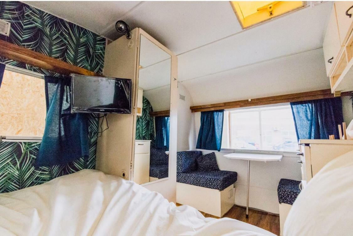 Towed Town Camping Bristol Ngoại thất bức ảnh